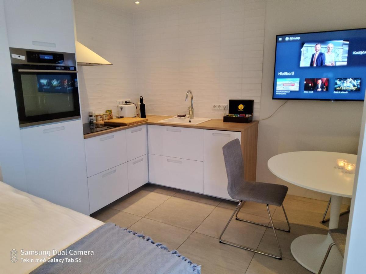 Centrum Apartment Акурейри Екстериор снимка